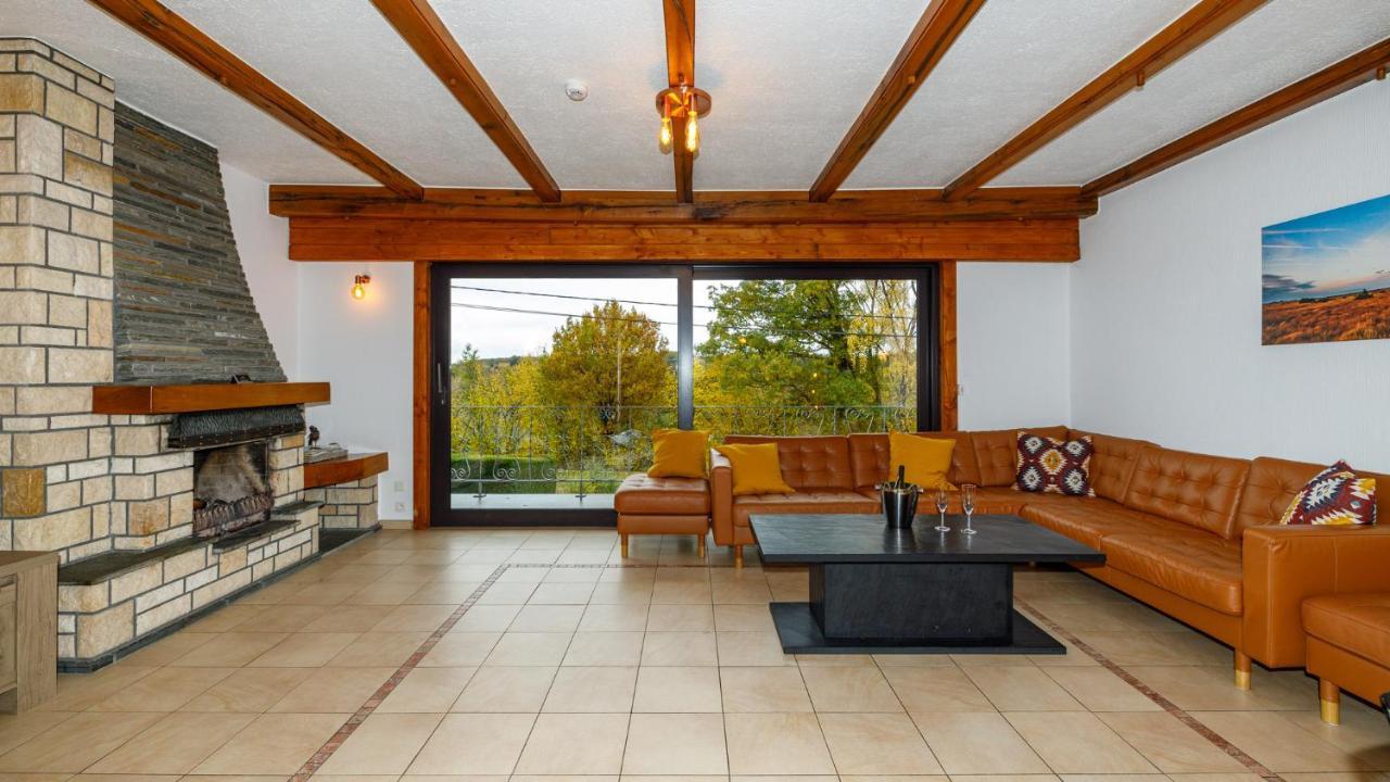 Luxueuse Et Spacieuse Villa Avec Sauna Et Piscine มัลเมอดี ภายนอก รูปภาพ