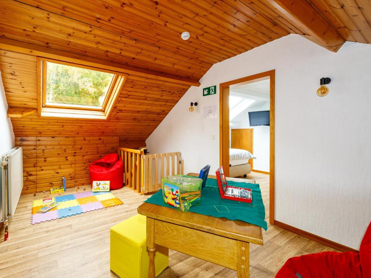 Luxueuse Et Spacieuse Villa Avec Sauna Et Piscine มัลเมอดี ภายนอก รูปภาพ